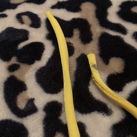 Yellow bikini top - Picture 6 of 7